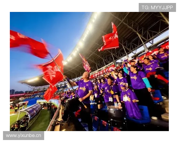 中超精彩赛事全程直播带你深入球场感受激情四溢的足球盛宴 - 副本 (2)